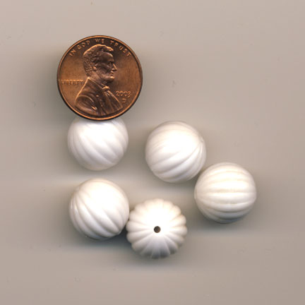 50 qty 14mm vintage white ribbed plastic round bead